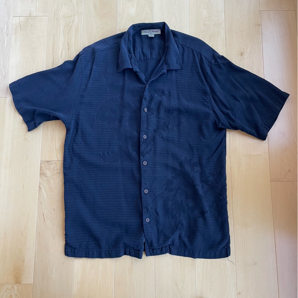 Tommy Bahama Black Floral Button Up Short Sleeve Shirt